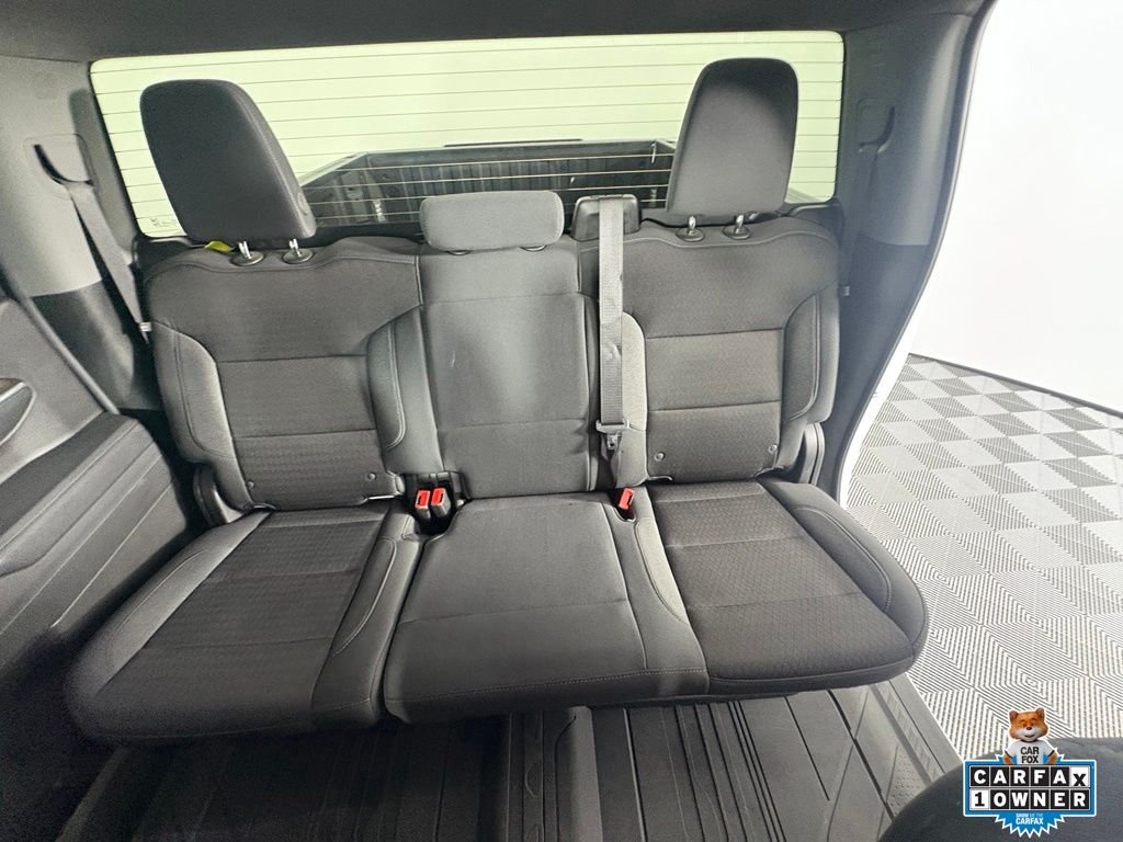 Used 2024 Summit White Chevrolet LT image 6