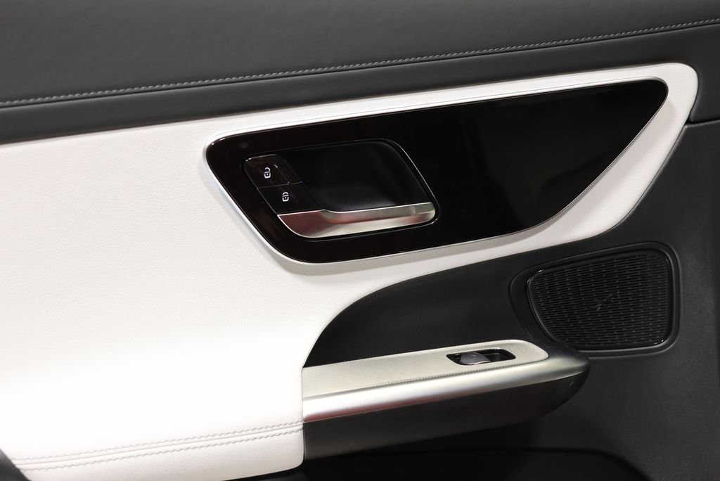 2026 Mercedes-Benz GLC Base - Photo 40