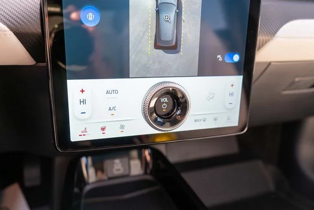 Used 2025 Yellow Ford Premium image 28