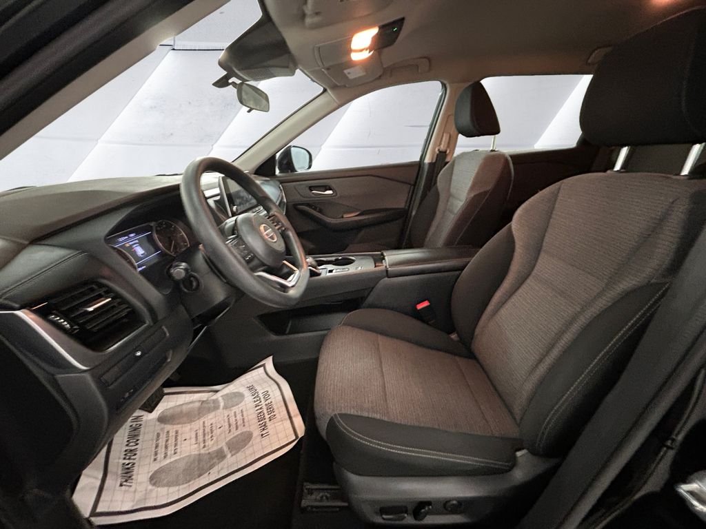 Used 2021 Black Nissan SV image 7