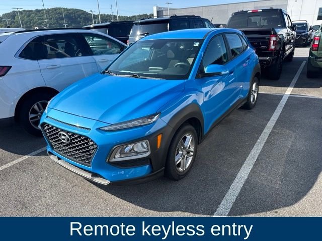 Used 2019 Blue Hyundai SE image 10