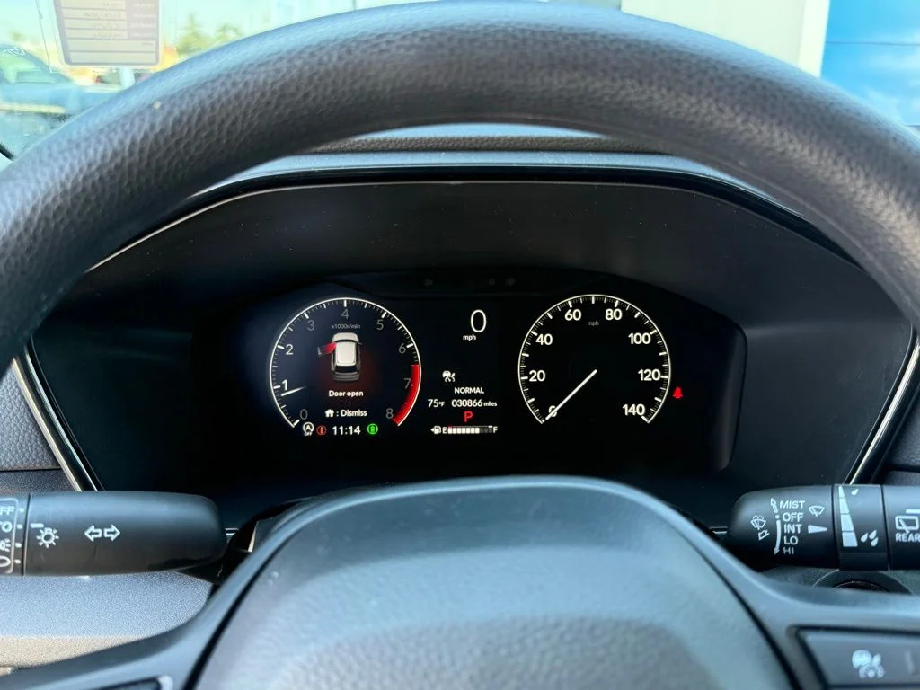Used 2024 White Honda EX image 17