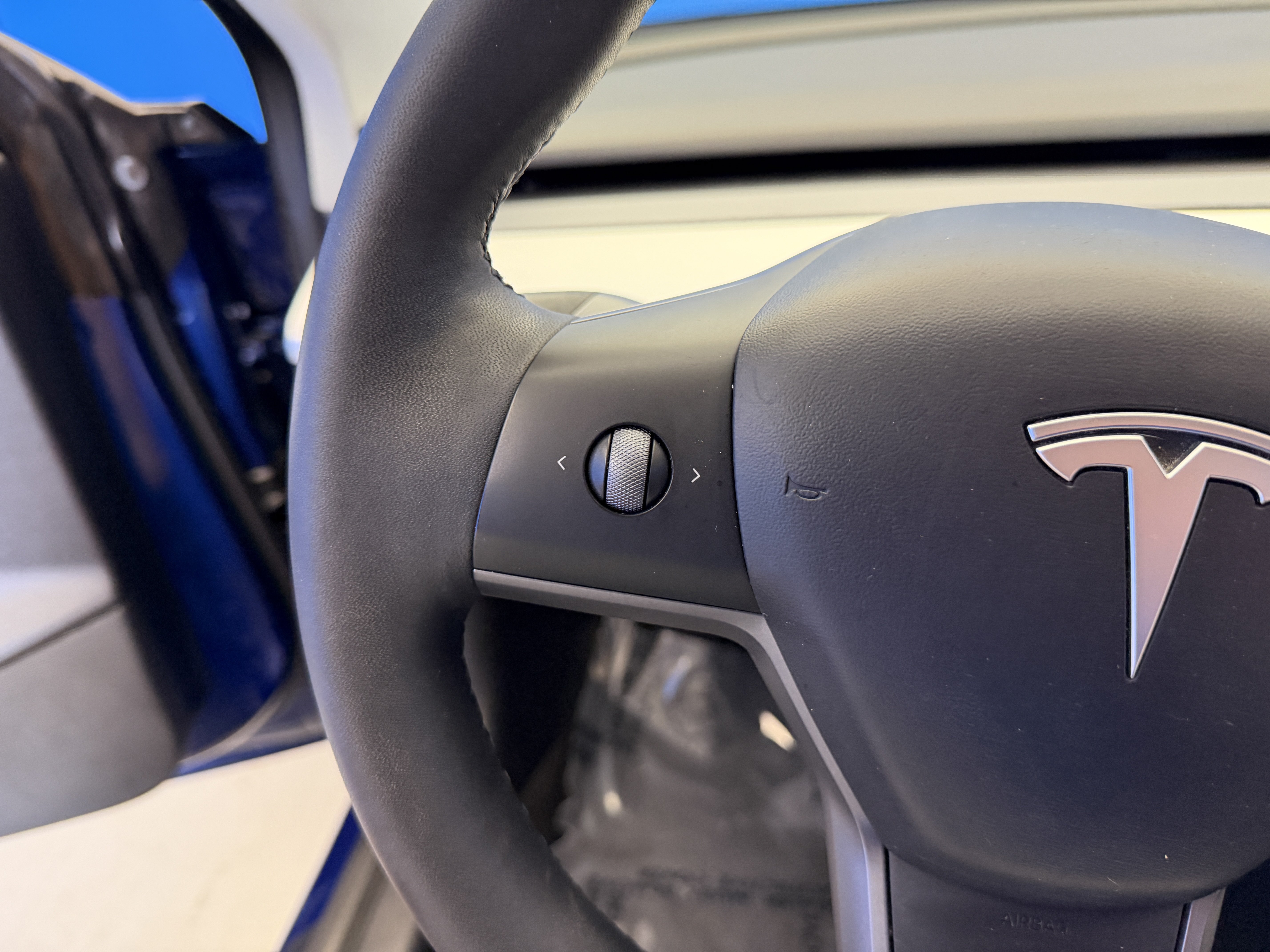 Used 2021 Deep Blue Metallic Tesla Standard Range Plus image 16