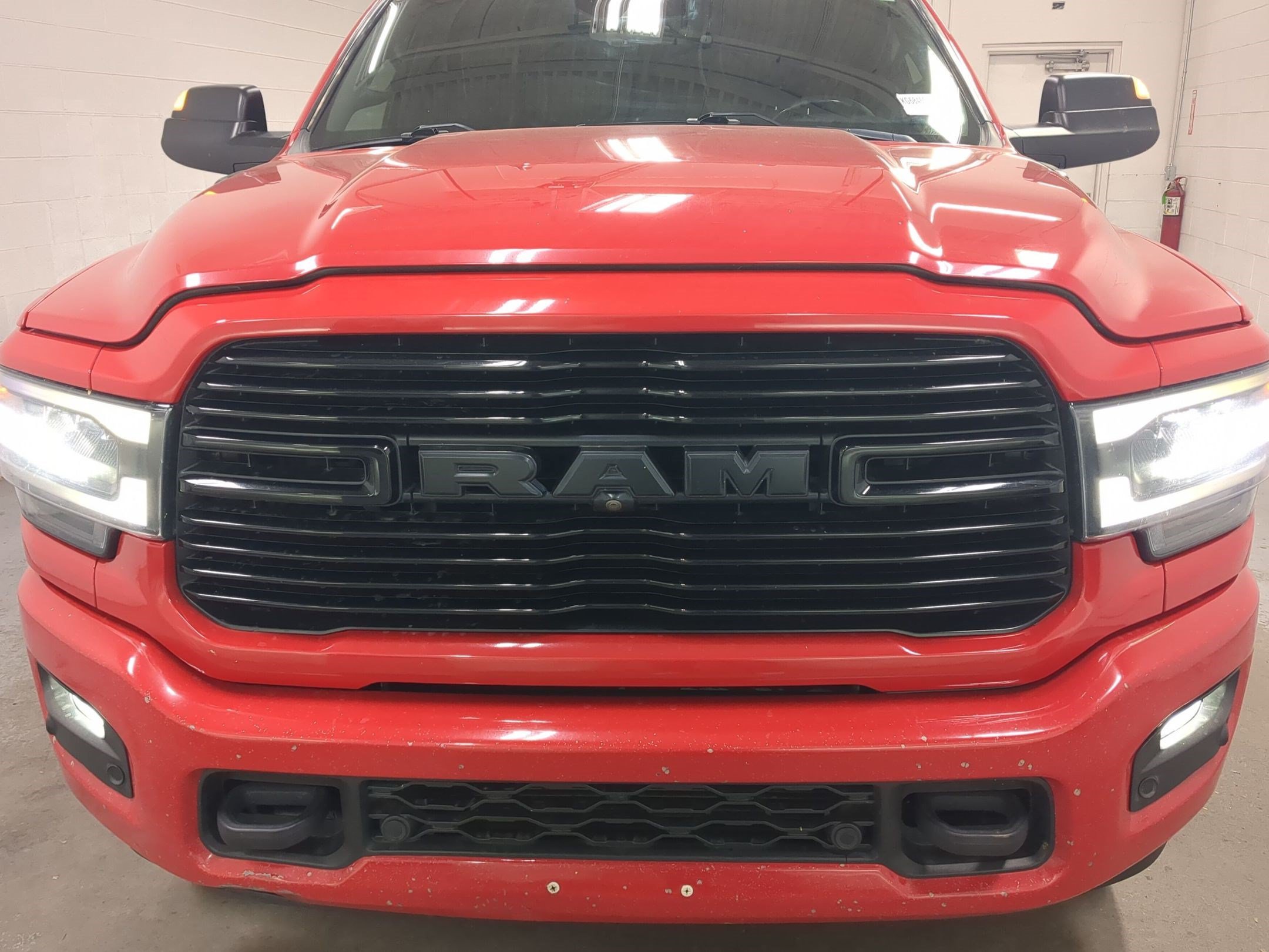 Used 2019 Flame Red Clearcoat Ram Laramie image 10