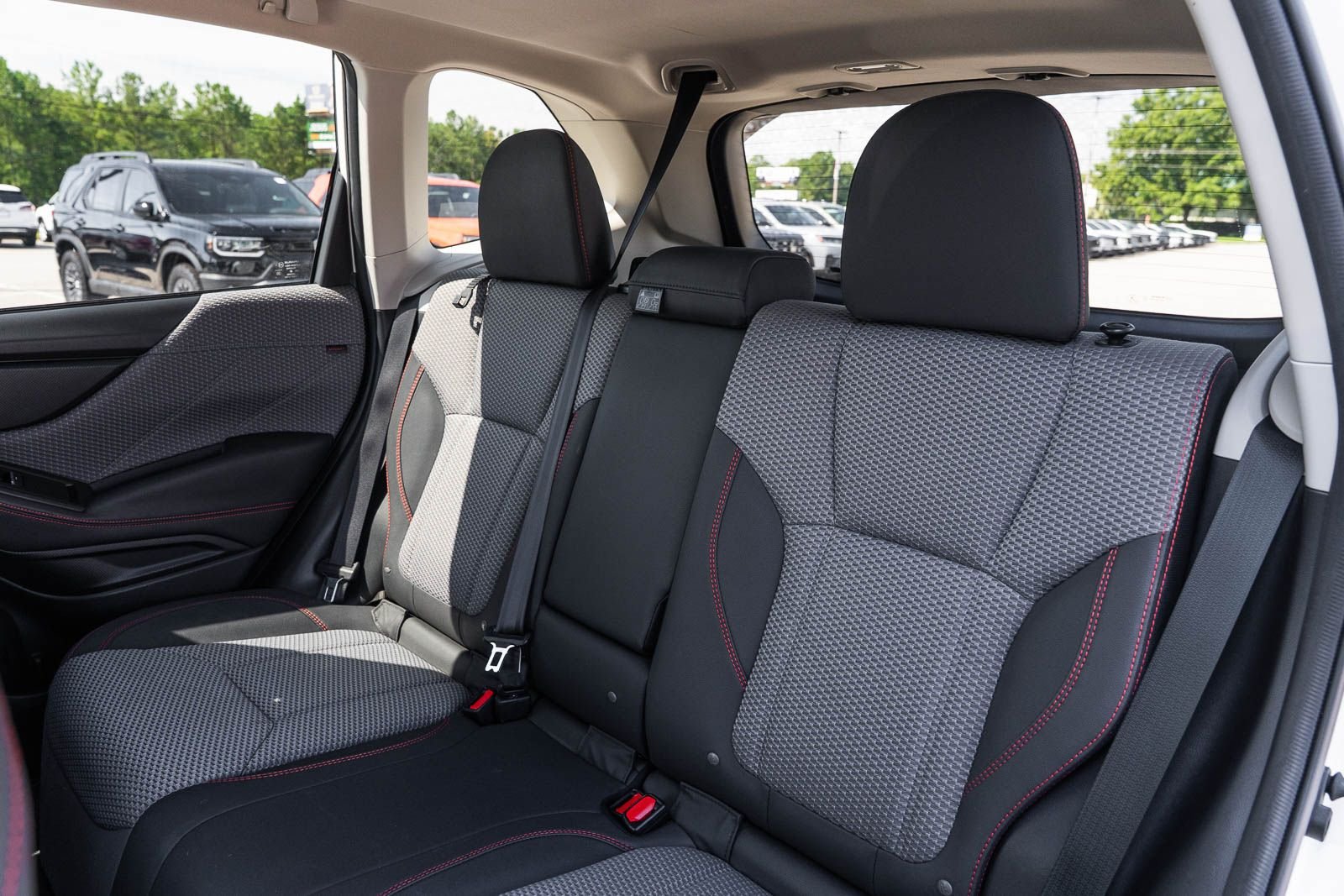 Used 2024 White Subaru Sport image 17