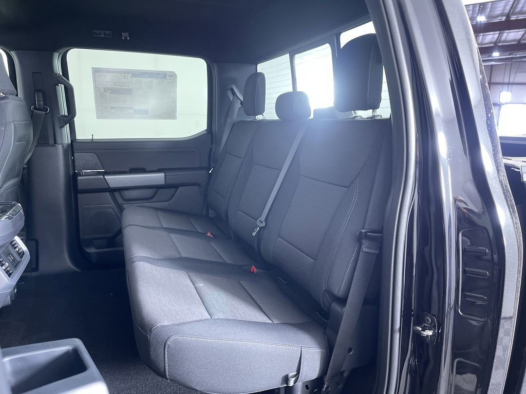 New 2026 Agate Black Metallic Ford XLT image 23