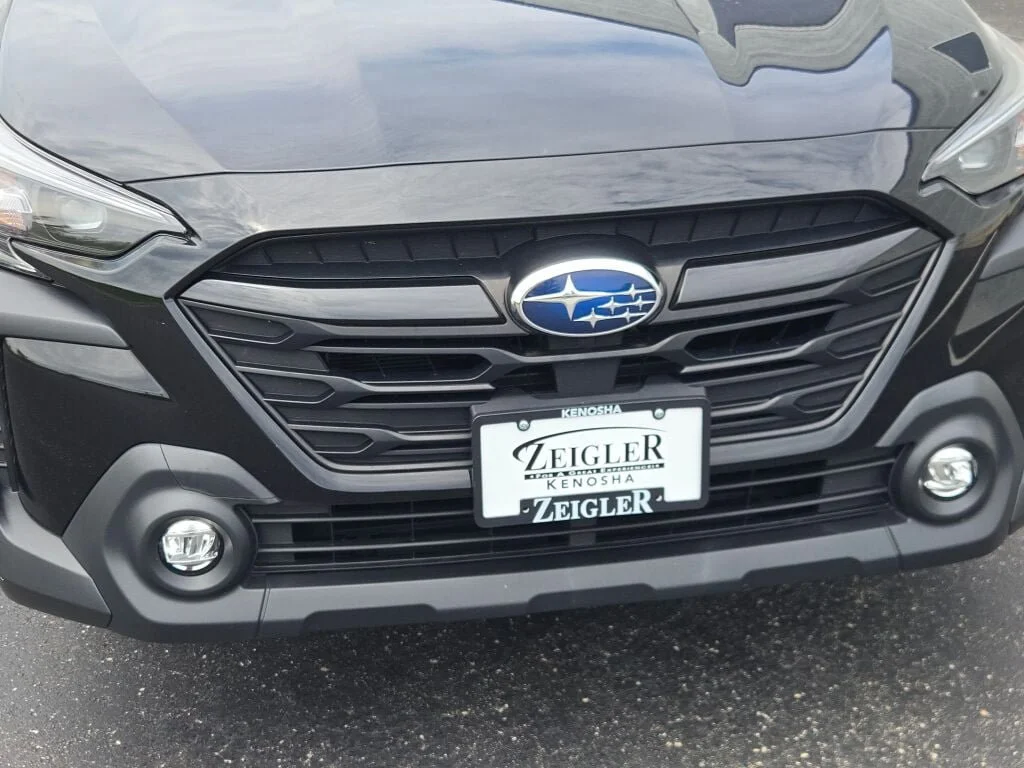 Certified Used 2024 Crystal Black Silica Subaru Onyx Edition image 5
