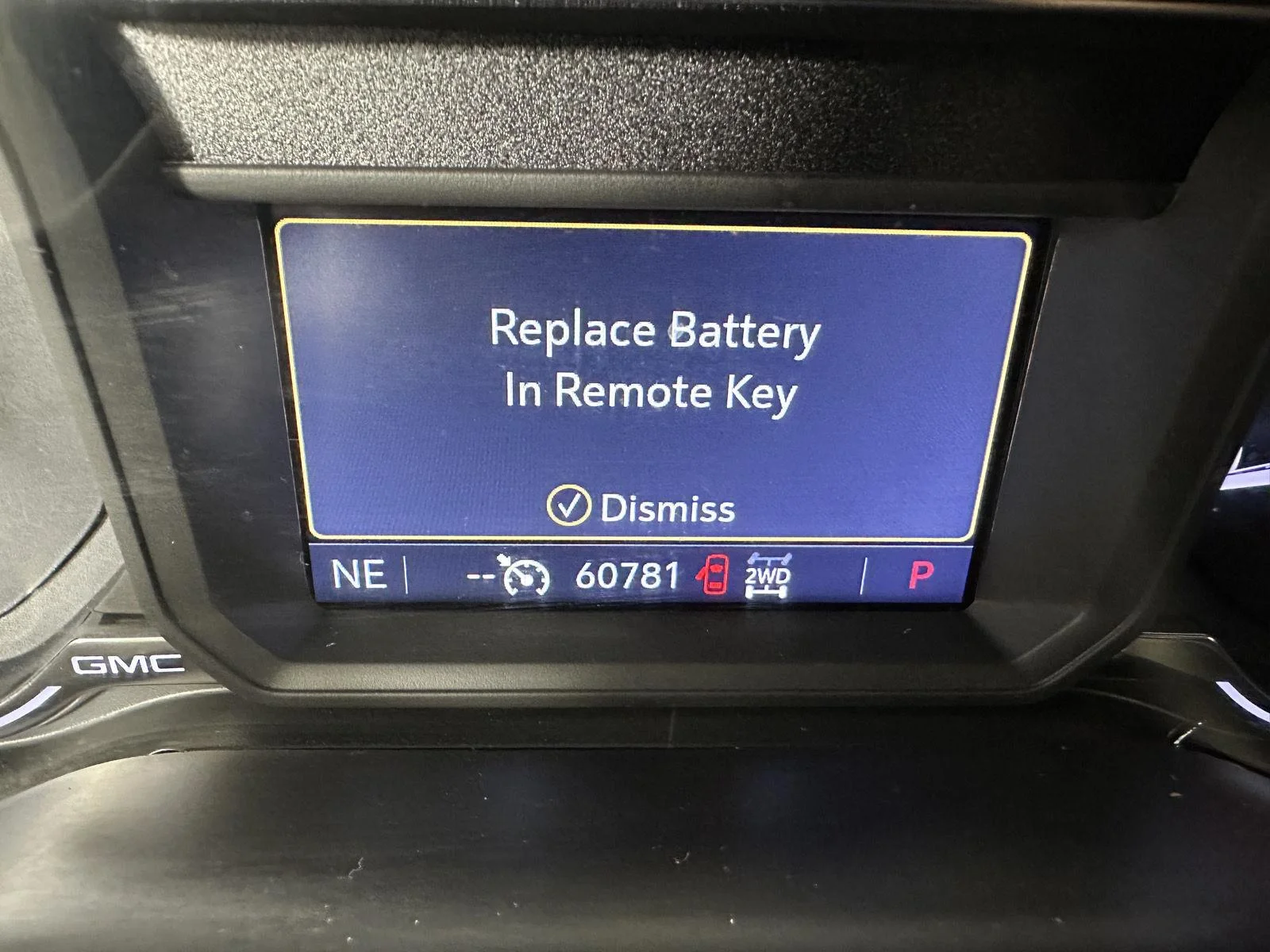 Used 2020 Onyx Black GMC Elevation image 30