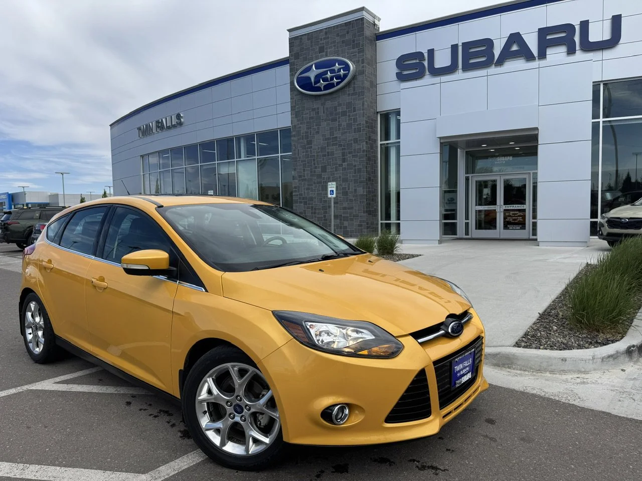 2012 Ford Focus 5 Door Hatch Titanium's photo
