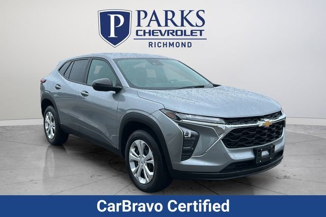 2024 Chevrolet Trax LS's photo