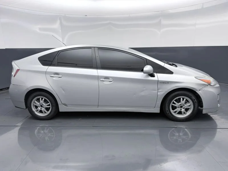 Used 2011 Silver Toyota Two Hatchback 4D image 8