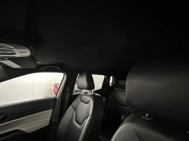 Used 2025 White Jeep Limited image 25