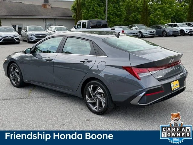 Used 2024 Gray Hyundai SEL image 8