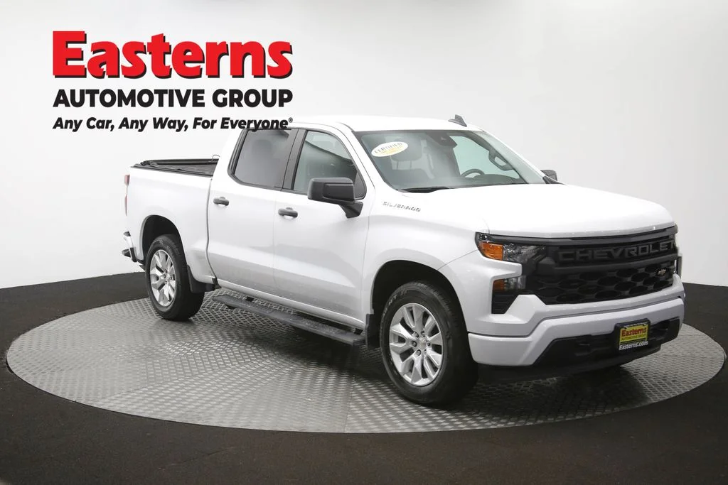 Used 2023 White Chevrolet Custom image 50