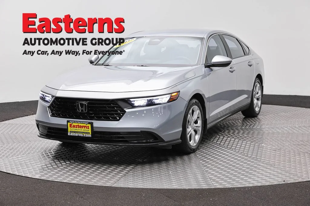 Used 2025 Silver Honda LX image 1