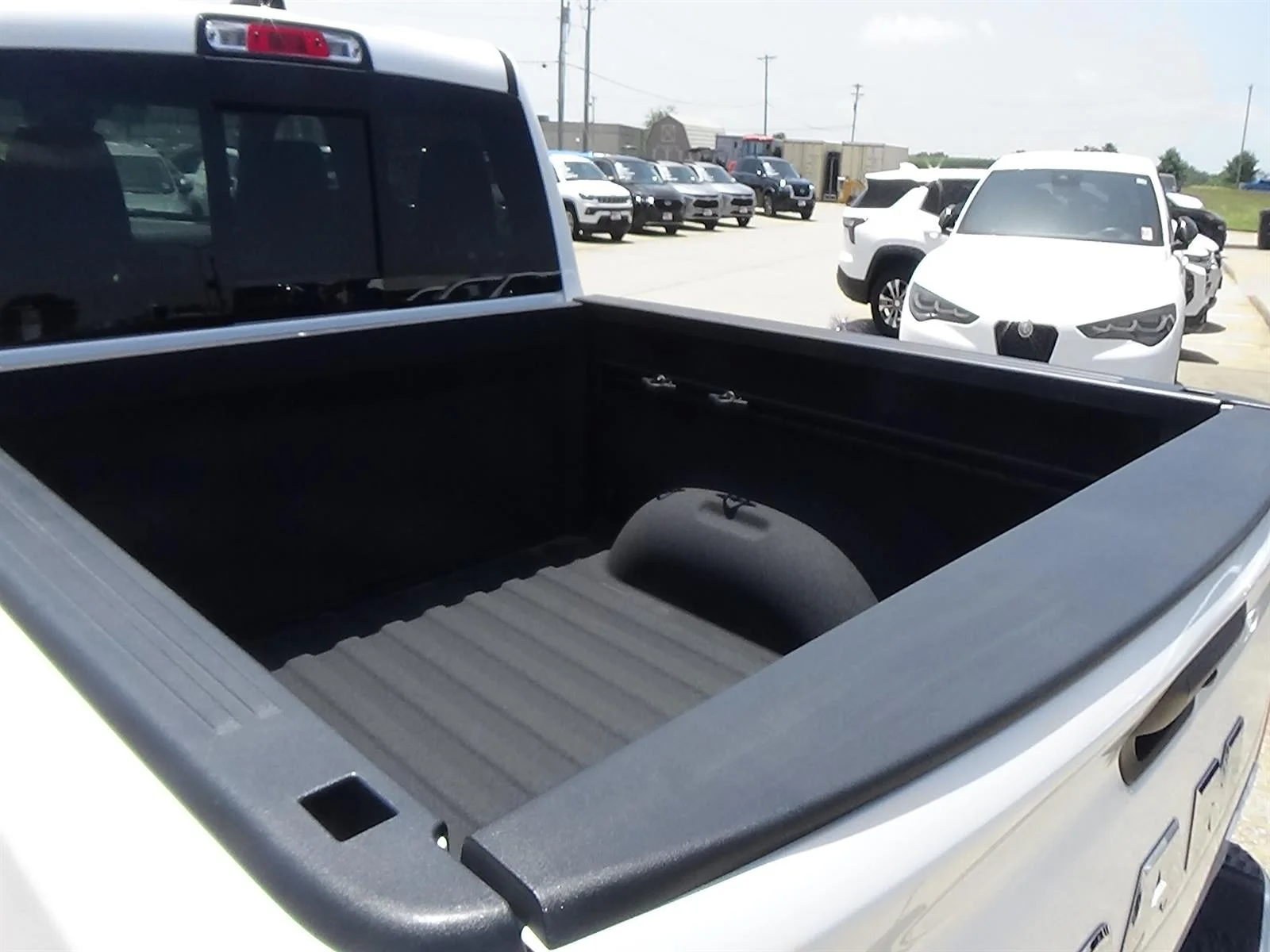 Certified Used 2025 Bright White Clear Coat (pw7) RAM Big Horn image 10