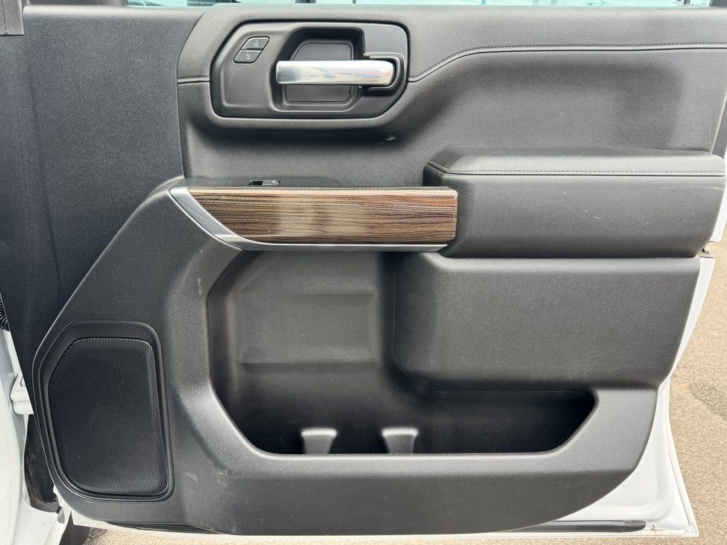 2022 Chevrolet Silverado 3500HD LT - Photo 25