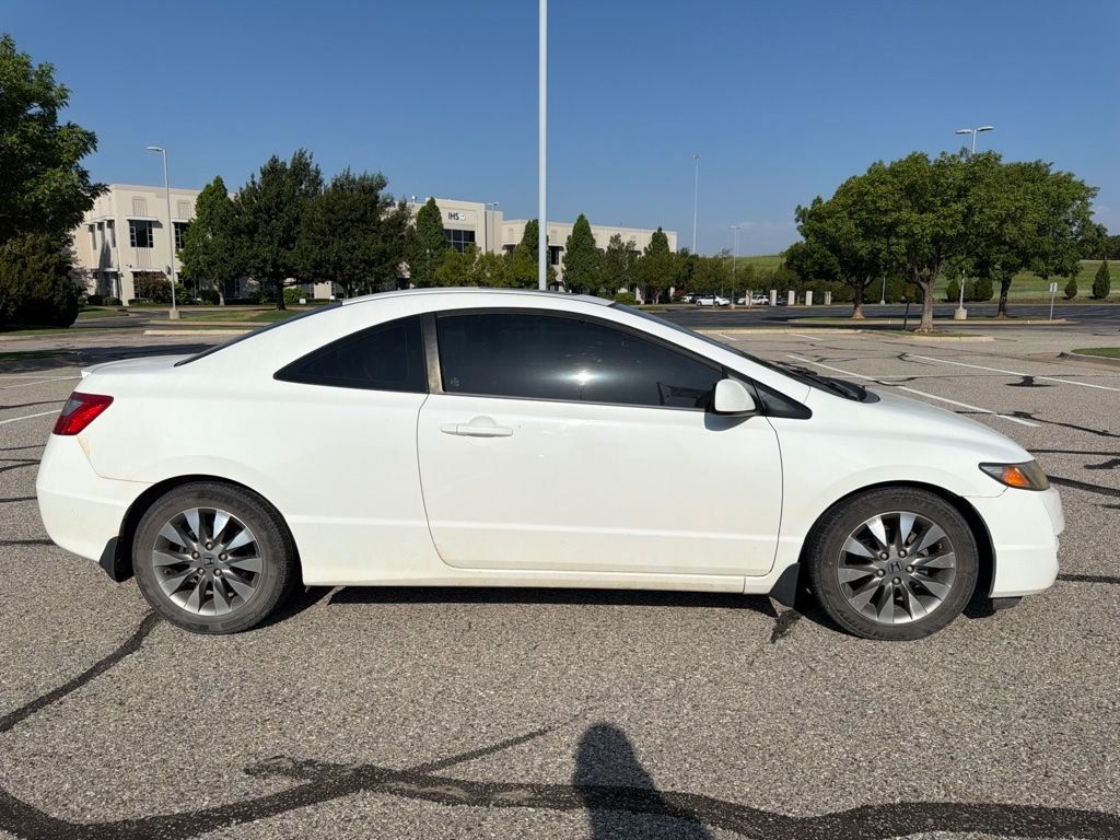 Used 2009  Honda EX image 5