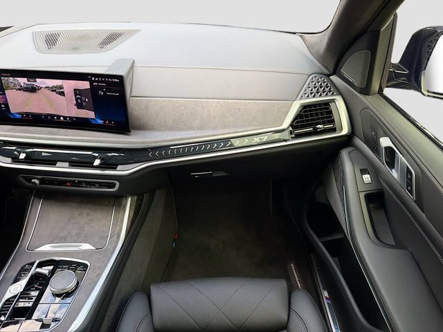 Used 2024 Black Sapphire Metallic BMW xDrive40i image 19