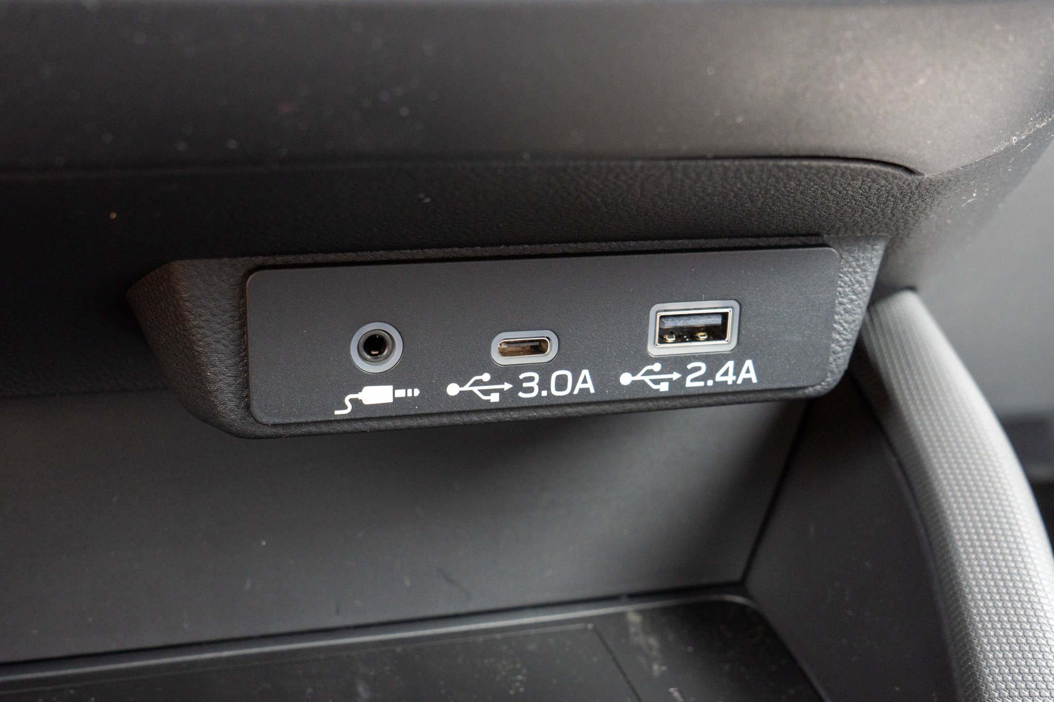 New 2026 CRYSTAL WHITE PEARL Subaru Premium image 22