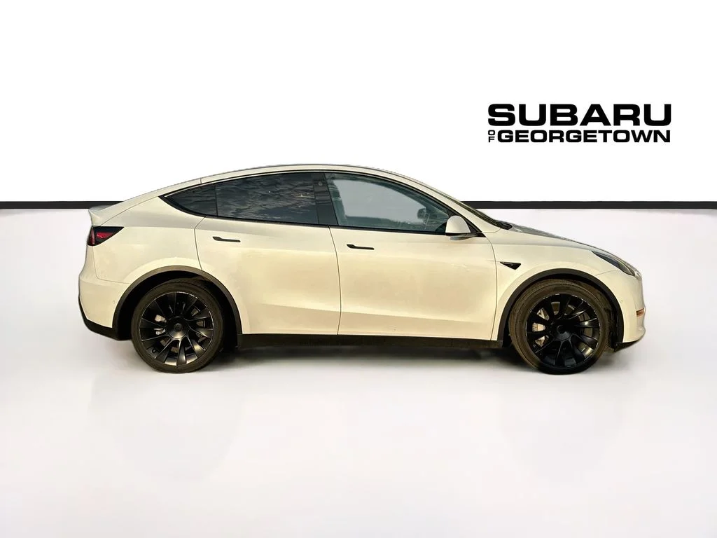 Used 2021 White Tesla Long Range image 8