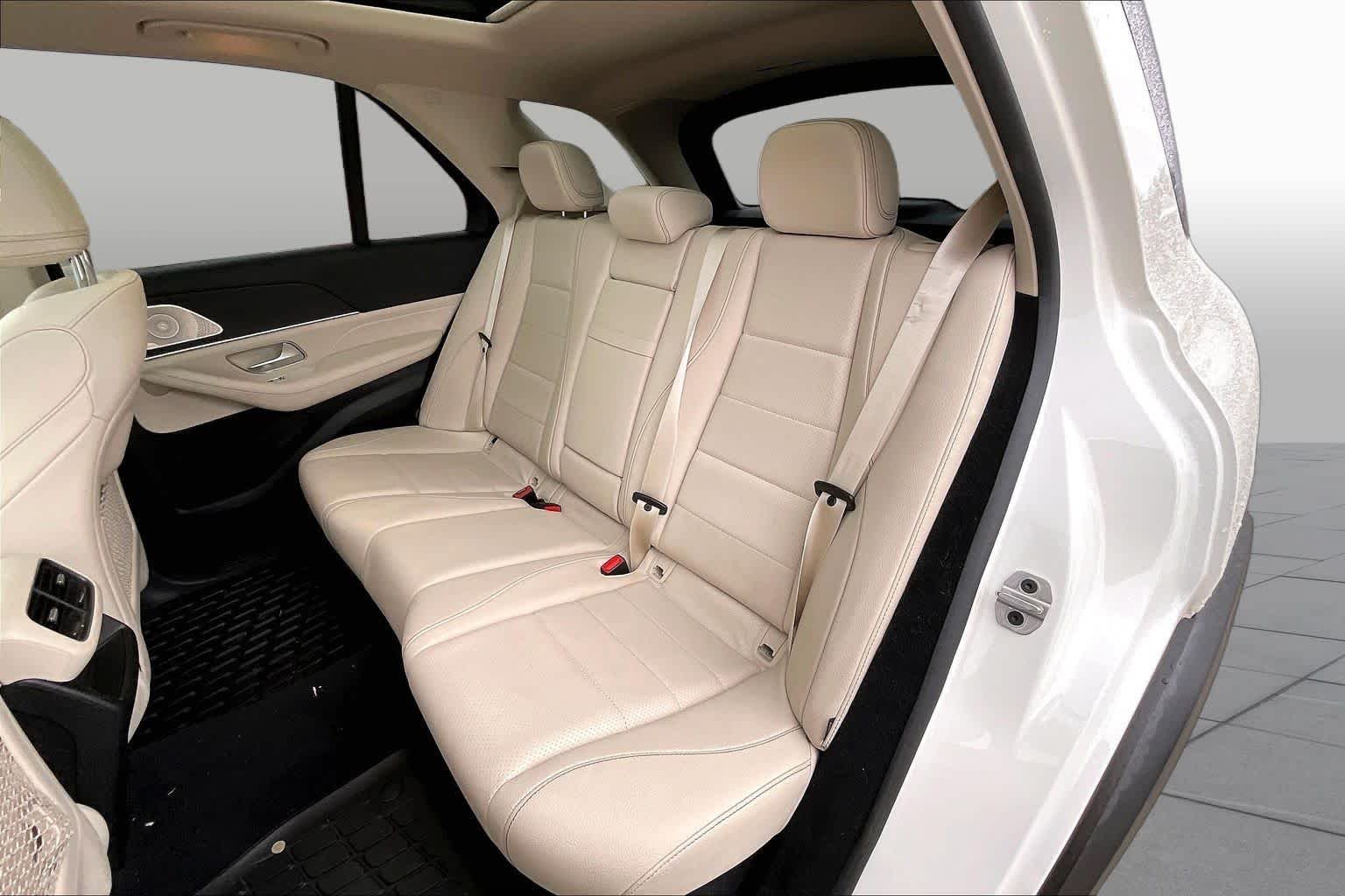 Certified Used 2022 MANUFAKTUR Diamond White Bright Mercedes-Benz GLE 350 image 19