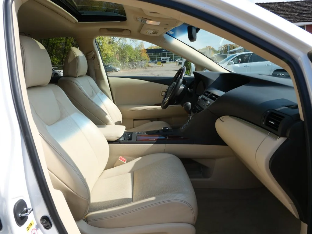 Used 2013  Lexus 350 image 12