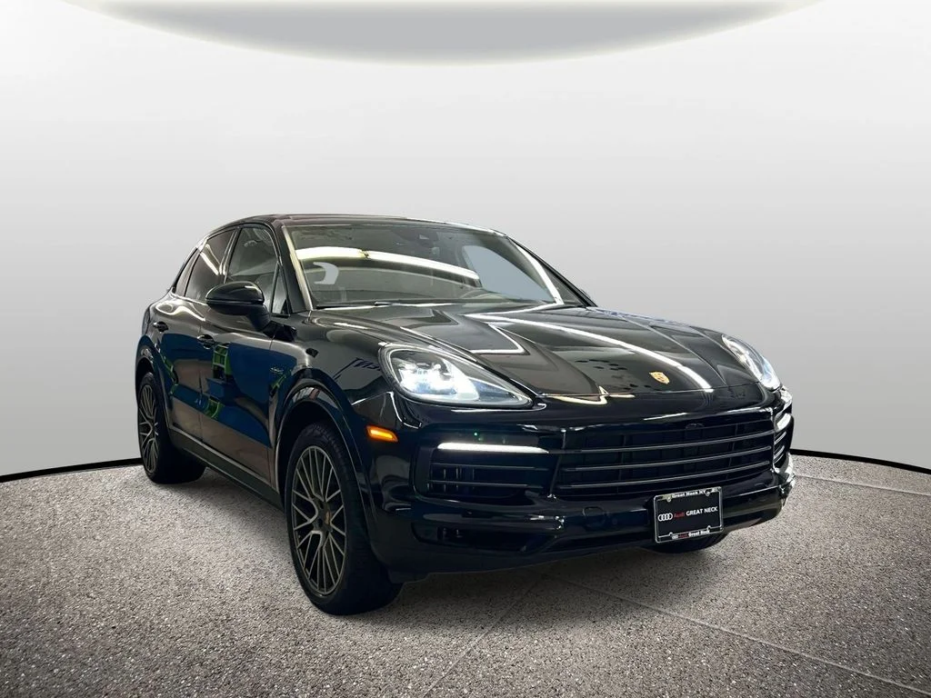 Used 2023 Black Porsche Platinum Edition image 8