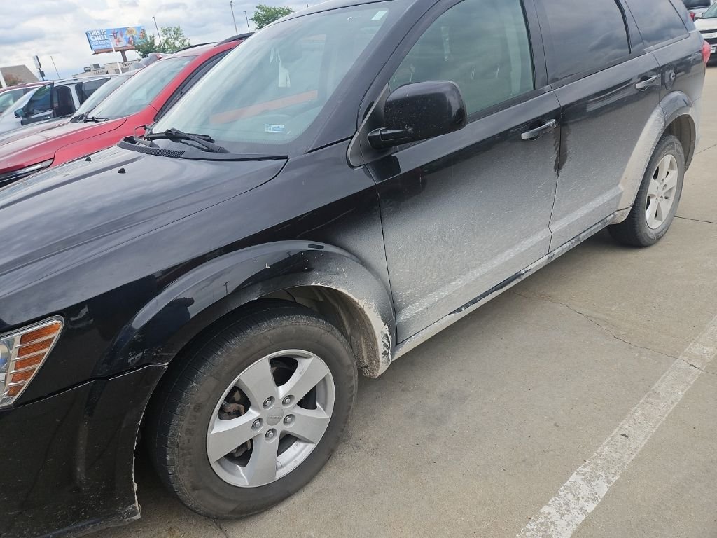 Used 2012 Black Dodge SXT image 2