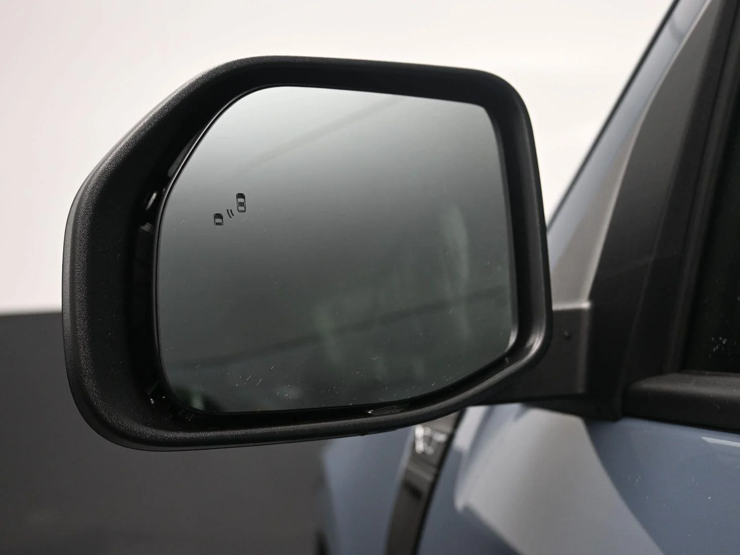 New 2026 Azure Gray Metallic Tri-Coat Ford XLT image 18