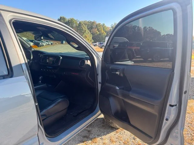 Used 2018  Toyota TRD Sport image 12