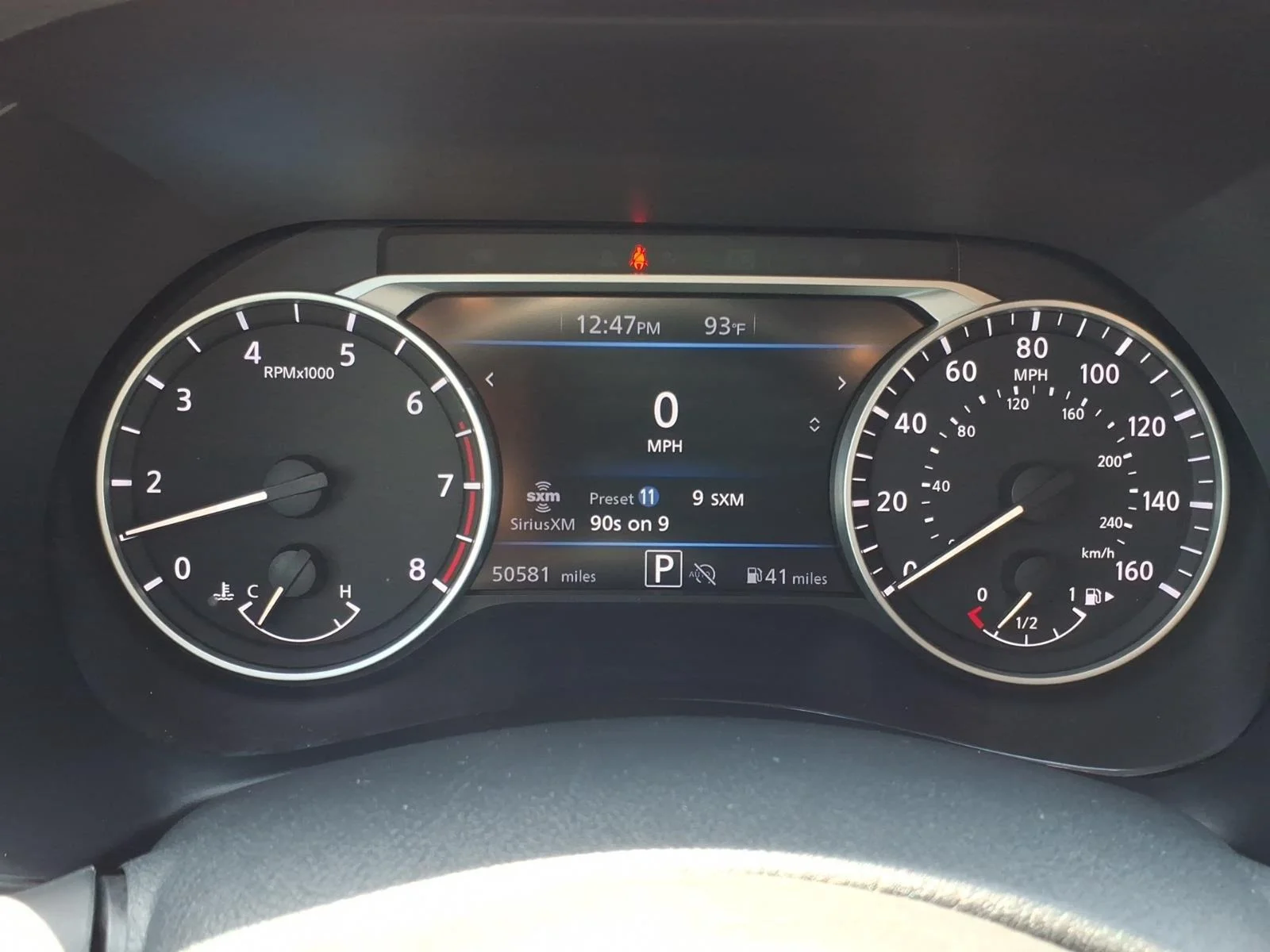 Used 2025 Rosewood Metallic Nissan SV image 23