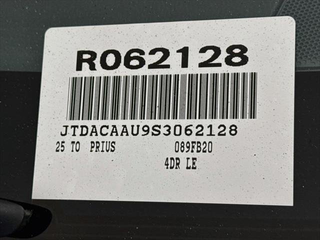 Certified Used 2025 WIND CHILL PEARL Toyota  image 40