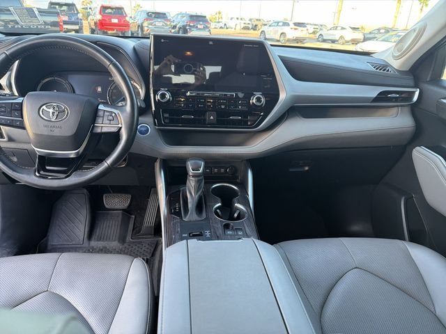2021 Toyota Highlander Platinum - Photo 14