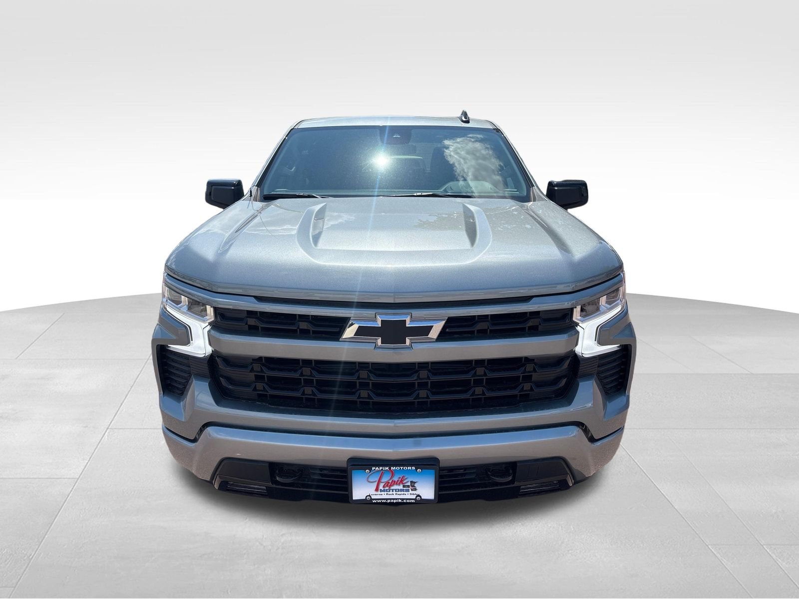 New 2026 Sterling Gray Metallic Chevrolet RST image 4