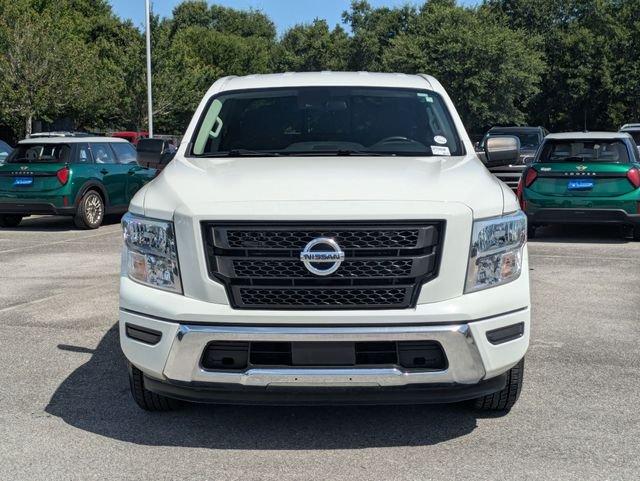 Used 2022 White Nissan SV image 8