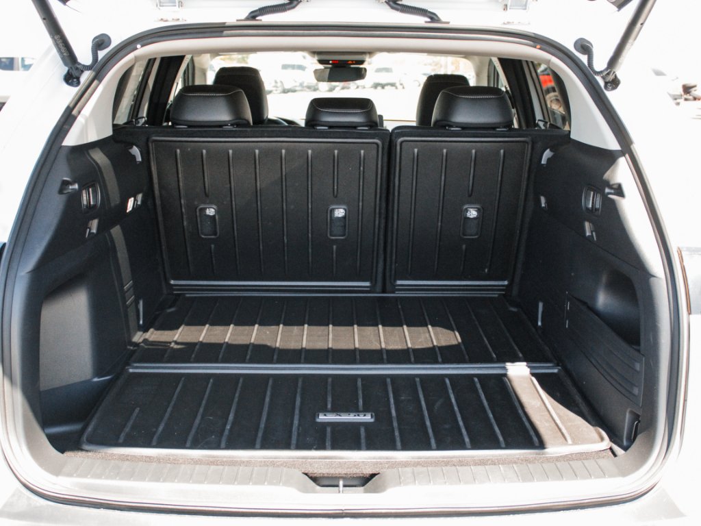 Used 2026 Wind Chill Pearl Mazda Premium image 28