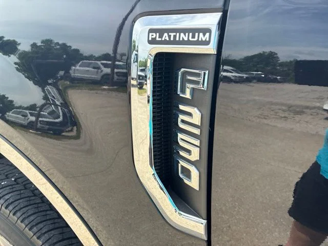 Certified Used 2020 Black Metallic Ford Platinum image 5