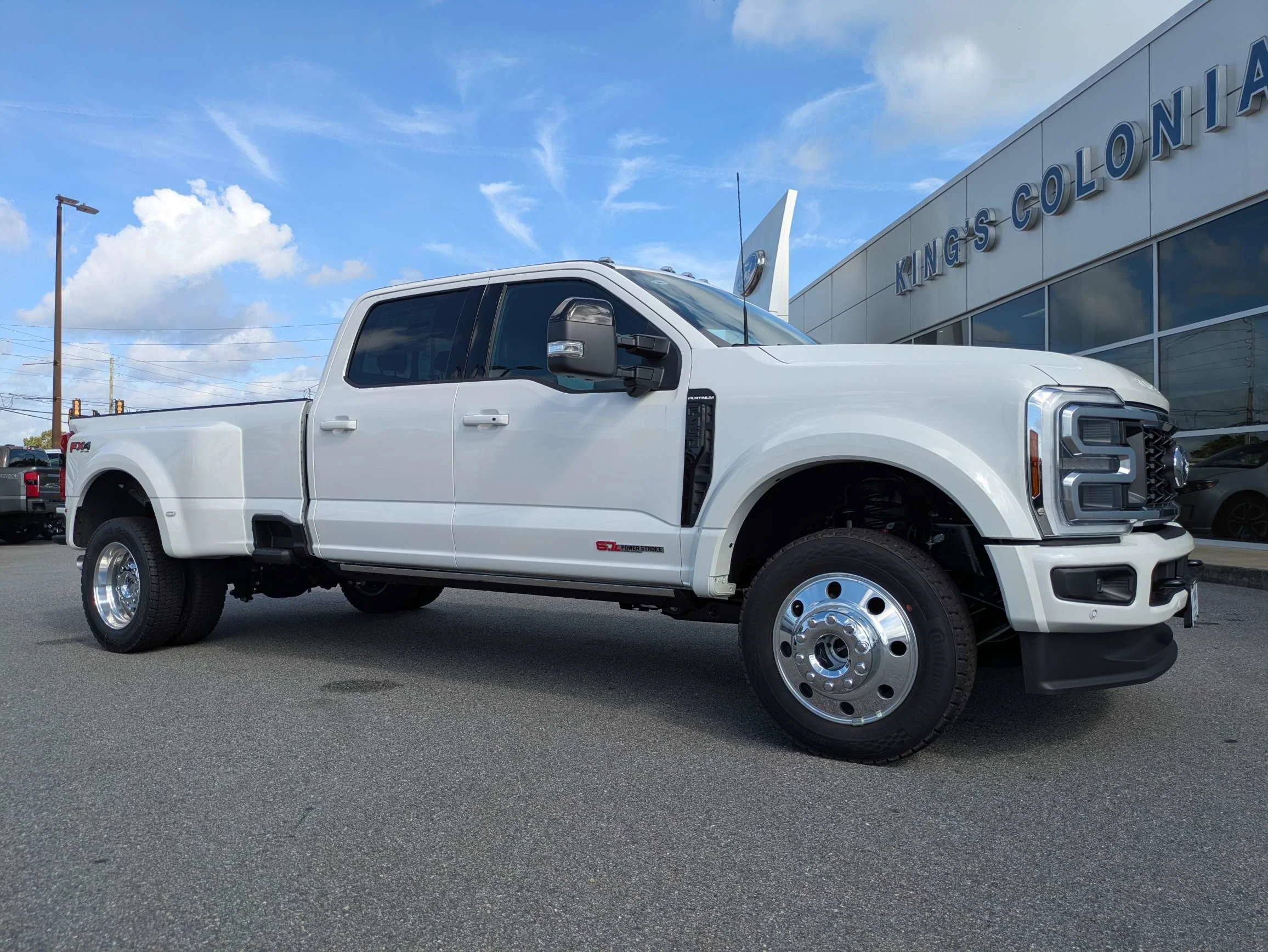 New 2026 Star White Metallic Tri-Coat Ford F-450® Platinum® image 2