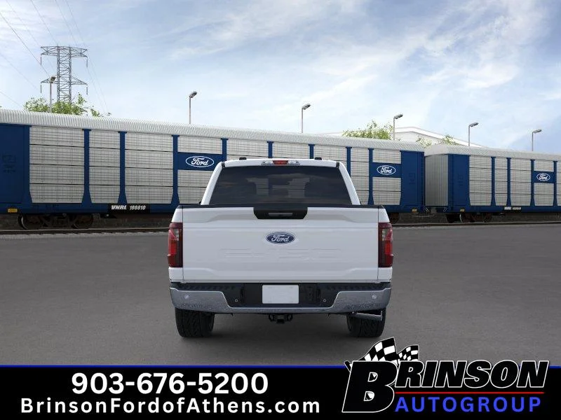New 2026 Oxford White Ford XLT image 5