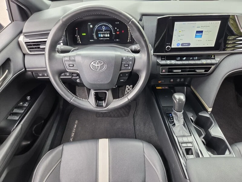 Used 2025 Underground TOYOTA SE image 13
