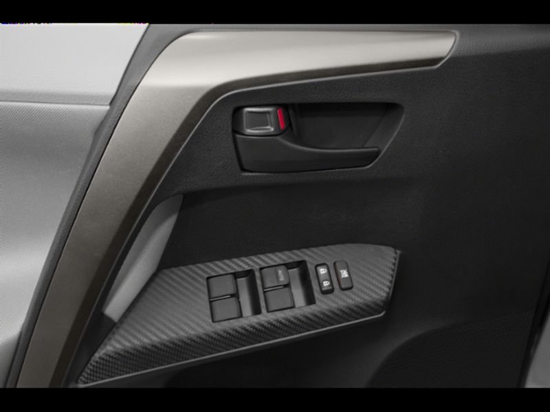 Used 2015 Magnetic Gray Metallic Toyota XLE image 17