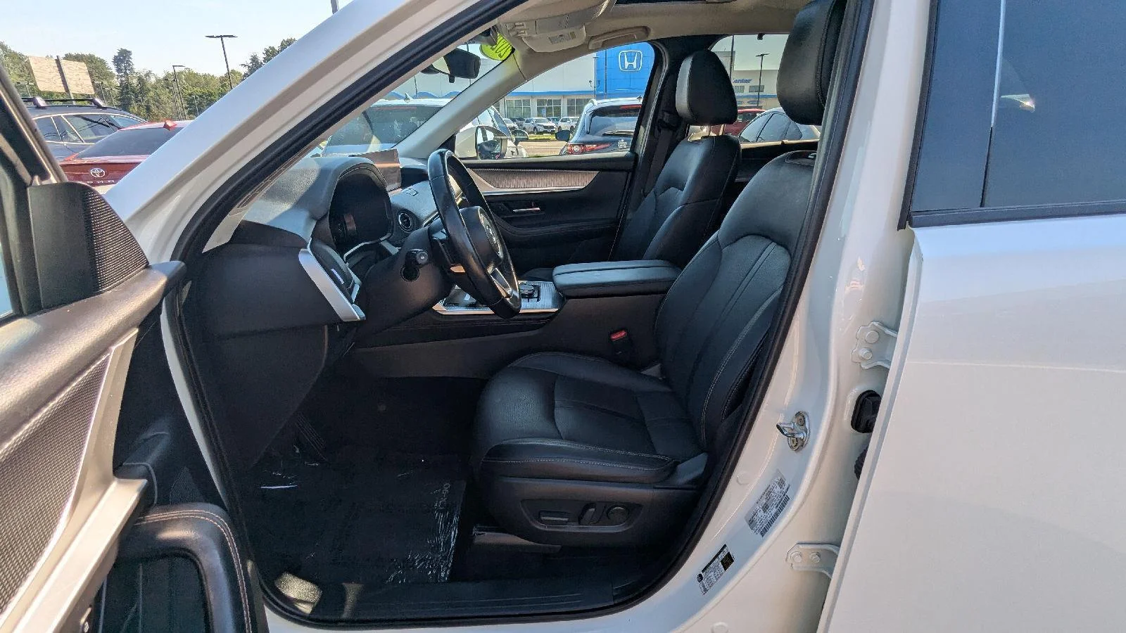 2024 Mazda CX-90 Preferred Package - Photo 19