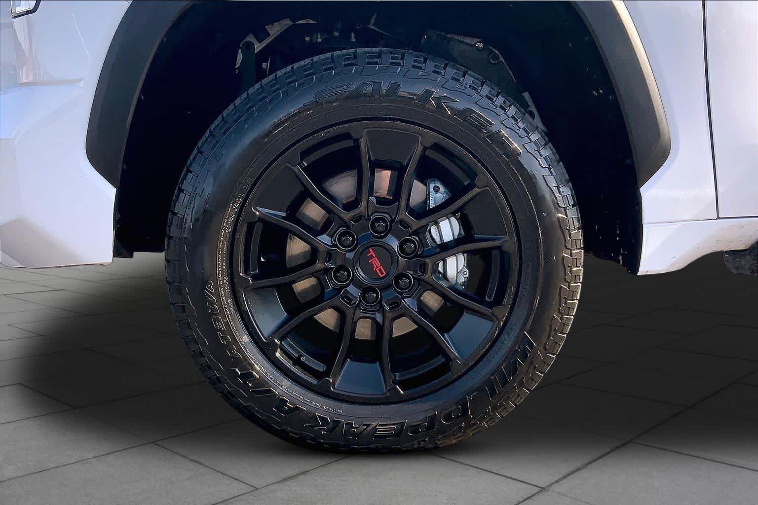 Used 2023 Ice Cap Toyota SR5 image 11