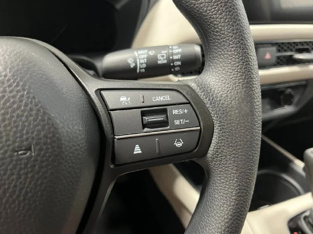 New 2027 Platinum White Pearl Honda LX image 17