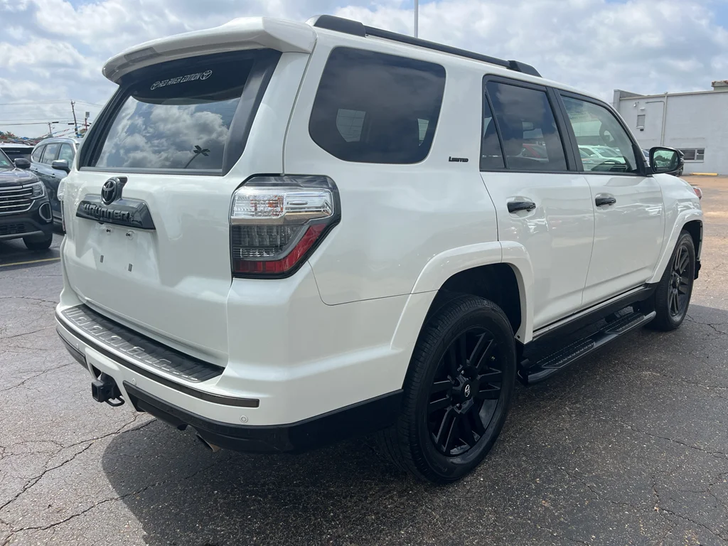 Certified Used 2021 Blizzard Pearl Toyota Nightshade image 5