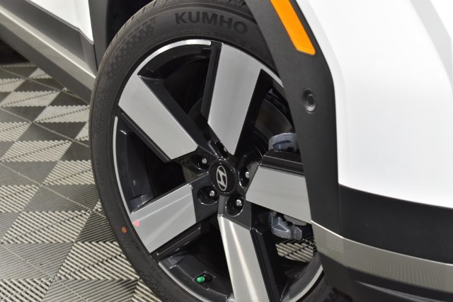 New 2027 White Hyundai Limited image 4