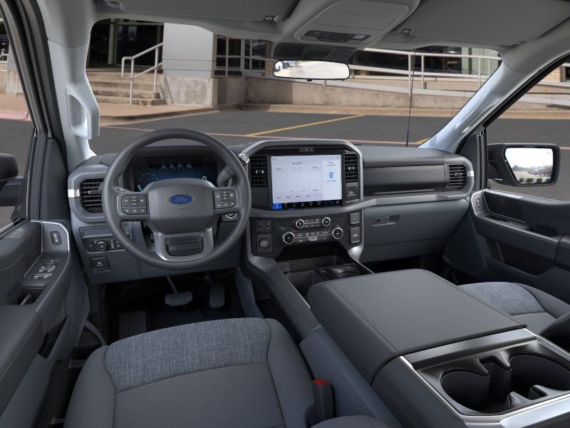 New 2026 Oxford White Ford XLT image 10