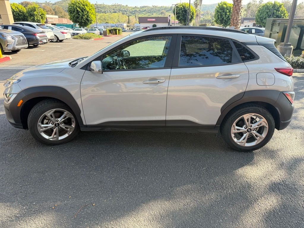 Used 2023 Silver Hyundai SEL image 6