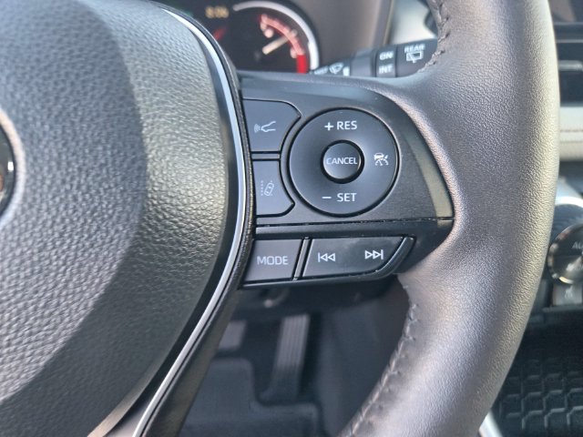 Used 2024 Silver Toyota XLE image 18